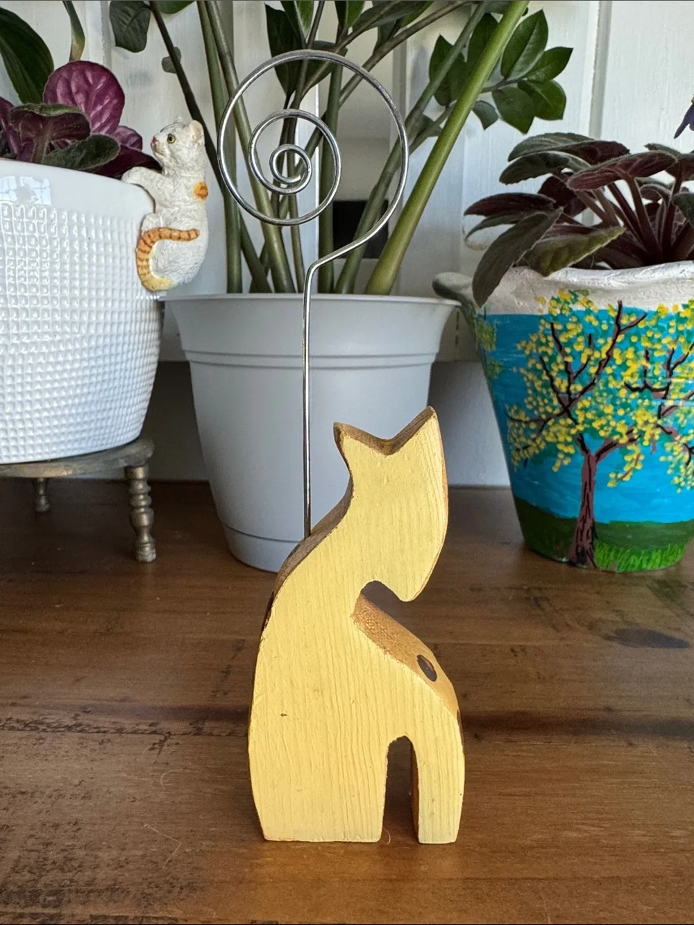 Handcrafted Yellow Giraffe Photo/Note Holder - Unknown Brand